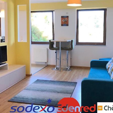 Iq Studio - Seasons Residence Brasov Luaran gambar