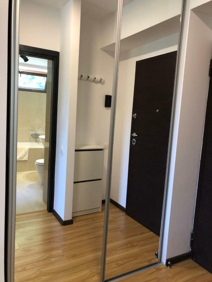 Iq Studio - Seasons Residence Brasov Luaran gambar